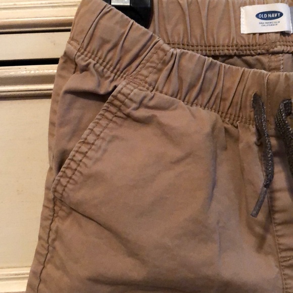 Old Navy Boys Shorts Khakis Old Navy size 6-7 - Picture 4 of 5